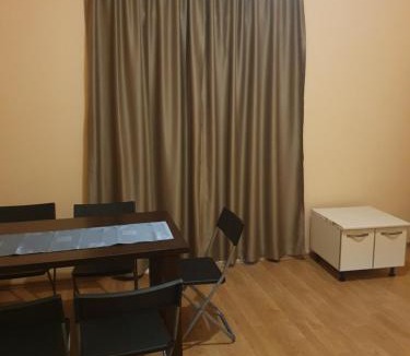 Burtaisi House | Apartmen Kuca za odmor i familiju