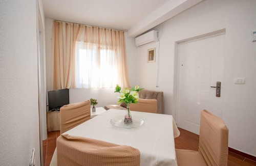 Vitici Apartment | Apartment ∙ 2 bedrooms ∙ 6 guests