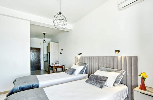Agios Georgios Pagon Apartment | Apartment 50m from the beach with beautiful sea views - Agios Georgios Pagi