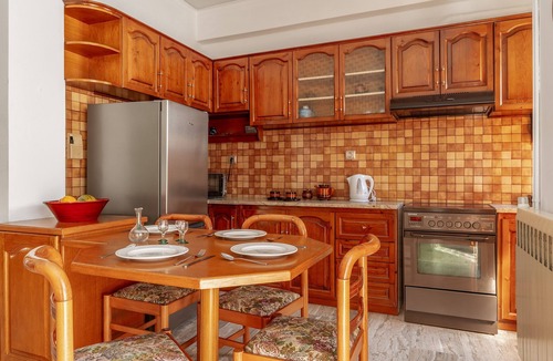 Tinos Town Apartment | Apartment 'A The City House' with Private Terrace, Balcony and Air Conditioning