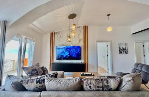 Igalo Apartment | Apartment Aleksandr first line sea view