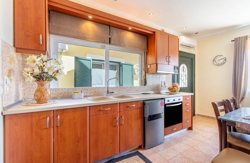 Lakones Apartment | Apartment "Angela Panorama Studio" with Sea View, Shared Pool & Wi-Fi