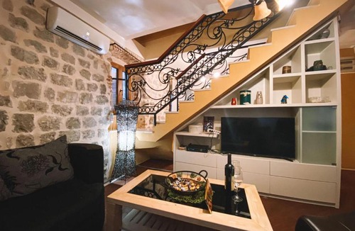 Kotor Old Town Apartment | Apartment Belleza Old Town
