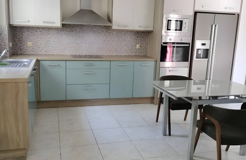 Katomerion Apartment | Apartment 'By The Sea 2' with Private Garden