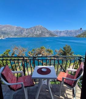 Donji Morinj Apartment | Apartment Capt Seferovic 2