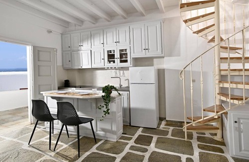 Mykonos Town Apartment | Apartment 'Casa D'irene Mykonian Residence' with Sea View, Wi-Fi and Air Conditioning
