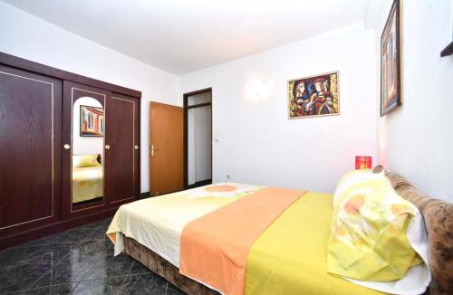 Sveti Stefan Apartment | Apartment Donald