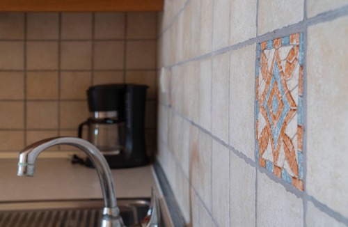 Termenades Apartment | Apartment Dora Pagoi 2 with Mountain View, Shared Garden & Wi-Fi