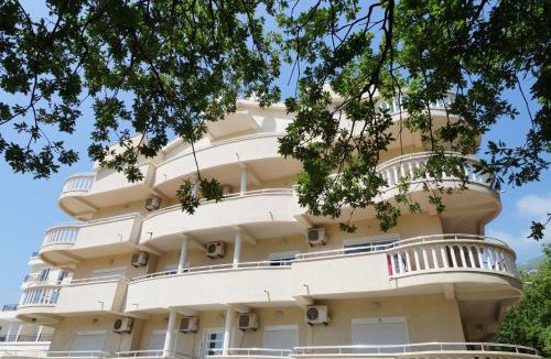 Kaluđerac Apartment | Apartment Forte Roses Montenegro KO Buljarica