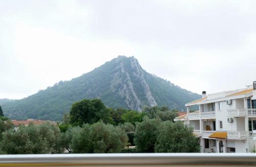 Kaluđerac Apartment | Apartment Forte Roses Montenegro KO Buljarica