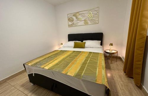 Maini Apartment | Apartment Garden with free parking place!