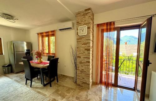 Dobrota Apartment | Apartment Gem of Kotor