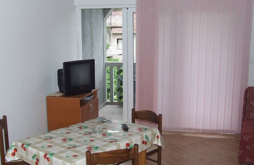 Zelenika House | Apartment Home In Peaceful Area Close To The Sea