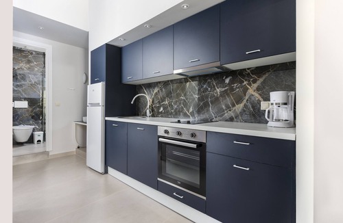 Old Town Apartment | Apartment in a neoclassical building in the heart of town