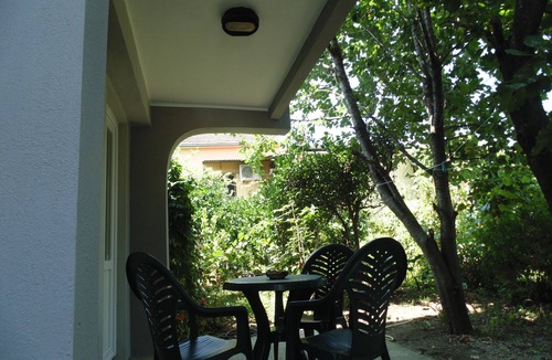 Zeljeznica Apartment | Apartment in garden with