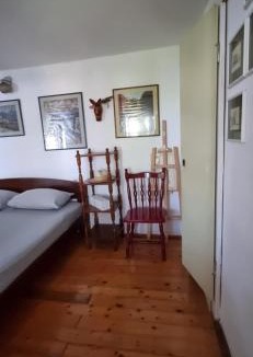 Sutomore House | Apartment in Oak forest
