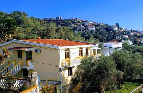 Ulcinj Apartment | Apartment in peaceful place with sea view