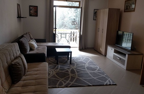 Ulcinj Apartment | Apartment in peaceful place with sea view