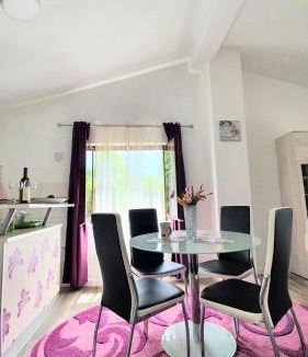 Radanovici Apartment | Apartment Jelena Sutvara
