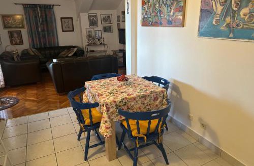 Petrovac Apartment | Apartment Lamer