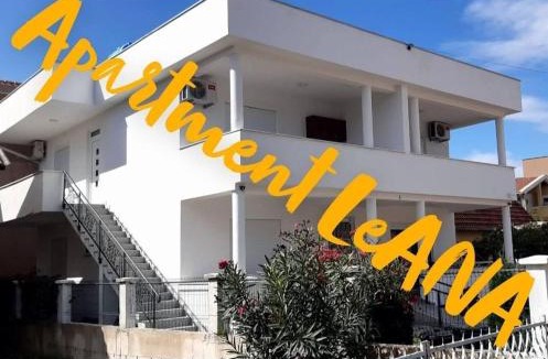 Bregvija Apartment | Apartment Leana