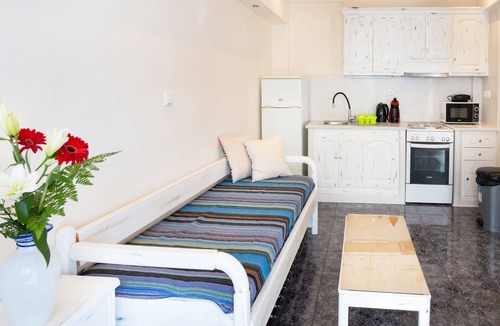 Old Town Naxos Apartment | Apartment 'Lethe House' with Balcony, Wi-Fi and Air Conditioning