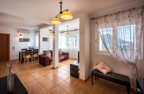 Becici Apartment | Apartment Luxury in Becici