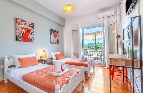 Ieromonachos Apartment | Apartment 'Maestro' with Shared Terrace, Wi-Fi and Air Conditioning
