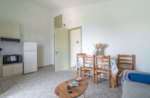 Eleios-Pronnoi Apartment | Apartment 'Maistrali Second Floor 2' with Sea View, Wi-Fi and Air Conditioning