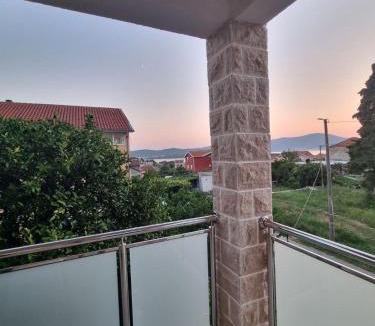 Mrcevac Apartment | Apartment Marijana