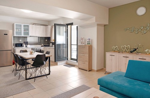 Kos Town Apartment | Apartment "Ms" with Private Terrace & Wi-Fi