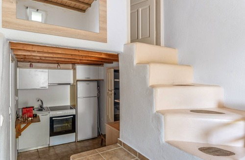 Kanalia Apartment | Apartment 'Myconian V' with Sea View, Wi-Fi and Air Conditioning