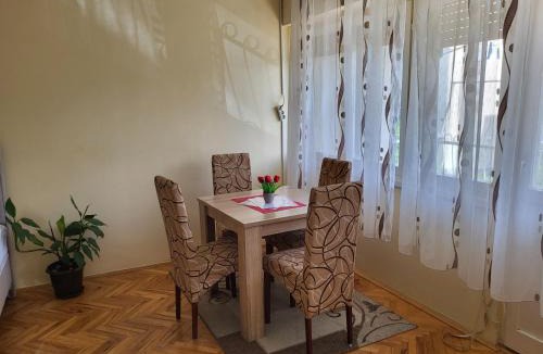 Tomicici Apartment | Apartment Nada