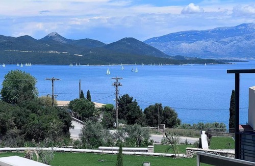 Spanokhorion Apartment | Apartment 'Niso 6' with Sea View, Wi-Fi and Air Conditioning