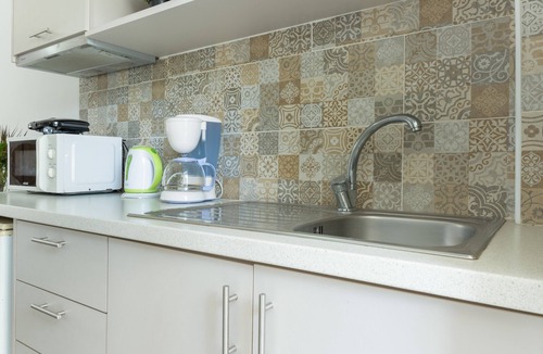 Panormos Apartment | Apartment 'No 10' with Shared Pool, Wi-Fi and Air Conditioning