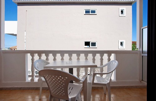 Agrilia Apartment | Apartment "Paradise Zante Apartment 1" with Shared Pool & Wi-Fi