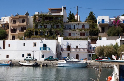Pilalimata Apartment | Apartment 'Porto Beach' with Sea View, Wi-Fi and Air Conditioning
