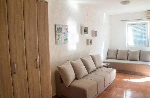 Sveti Stefan Apartment | Apartment San Stefan