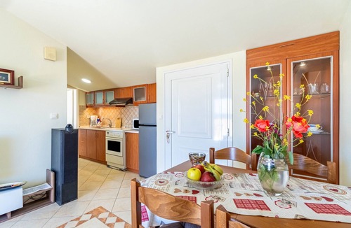 Perivolion Apartment | Apartment "Soffitta Bampina" close to the Beach with Balcony