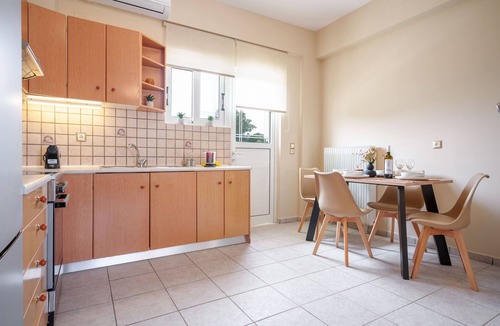 Skala Apartment | Apartment 'Solomos' with Sea View, Wi-Fi and Air Conditioning