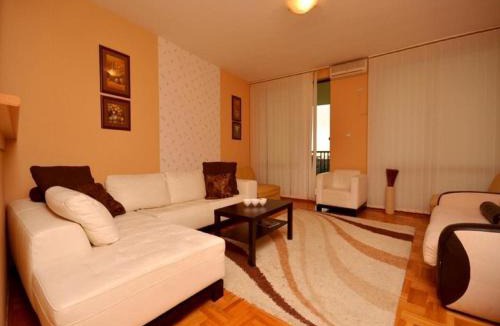 Zeljeznica Apartment | Apartment Susanj