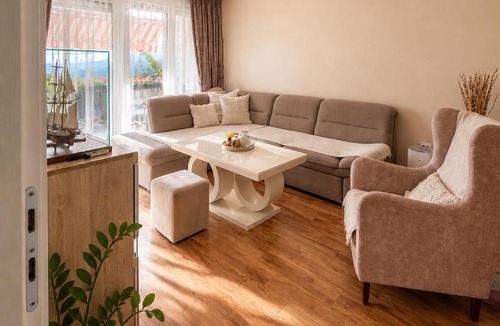 Dobrota Apartment | Apartment Teona