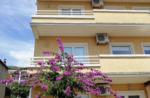 Tivat Apartment | Apartment Tivat Vuk