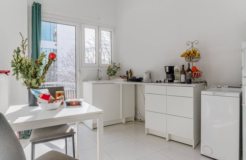 Kallithea Apartment | Apartment 'Unique Stays in Athens' with Shared Terrace, Wi-Fi and Air Conditioning