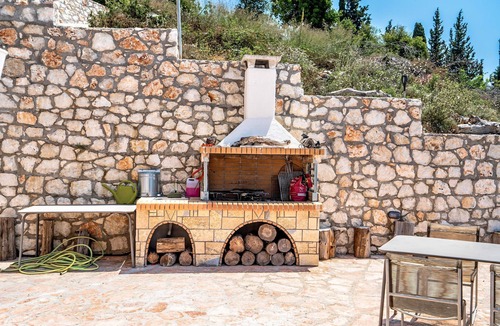 Chortata Apartment | Apartment 'Ventus Artemis' with Sea View, Wi-Fi and Air Conditioning