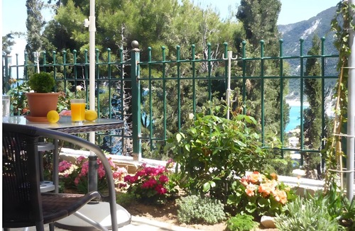 Agios Nikitas Apartment | Apartment 'Villa Milia - 2' with Sea View, Wi-Fi and Air Conditioning