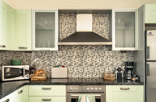 Kaligata Apartment | Apartment 'Villa Millianna - Ground Floor Apt' with Sea View, Wi-Fi and Air Conditioning