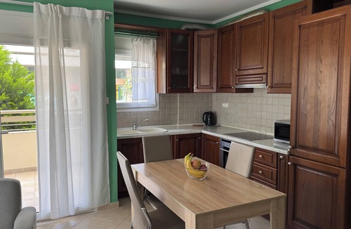 Kalamaria Apartment | Αpartment with a home feeling & parking