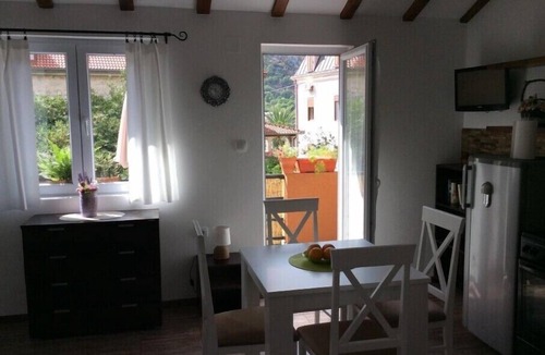 Kotor Apartment | Apartment with Balcony (Ivana)