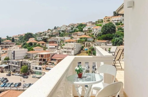 Ulcinj Apartment | Apartment with pool and sea view